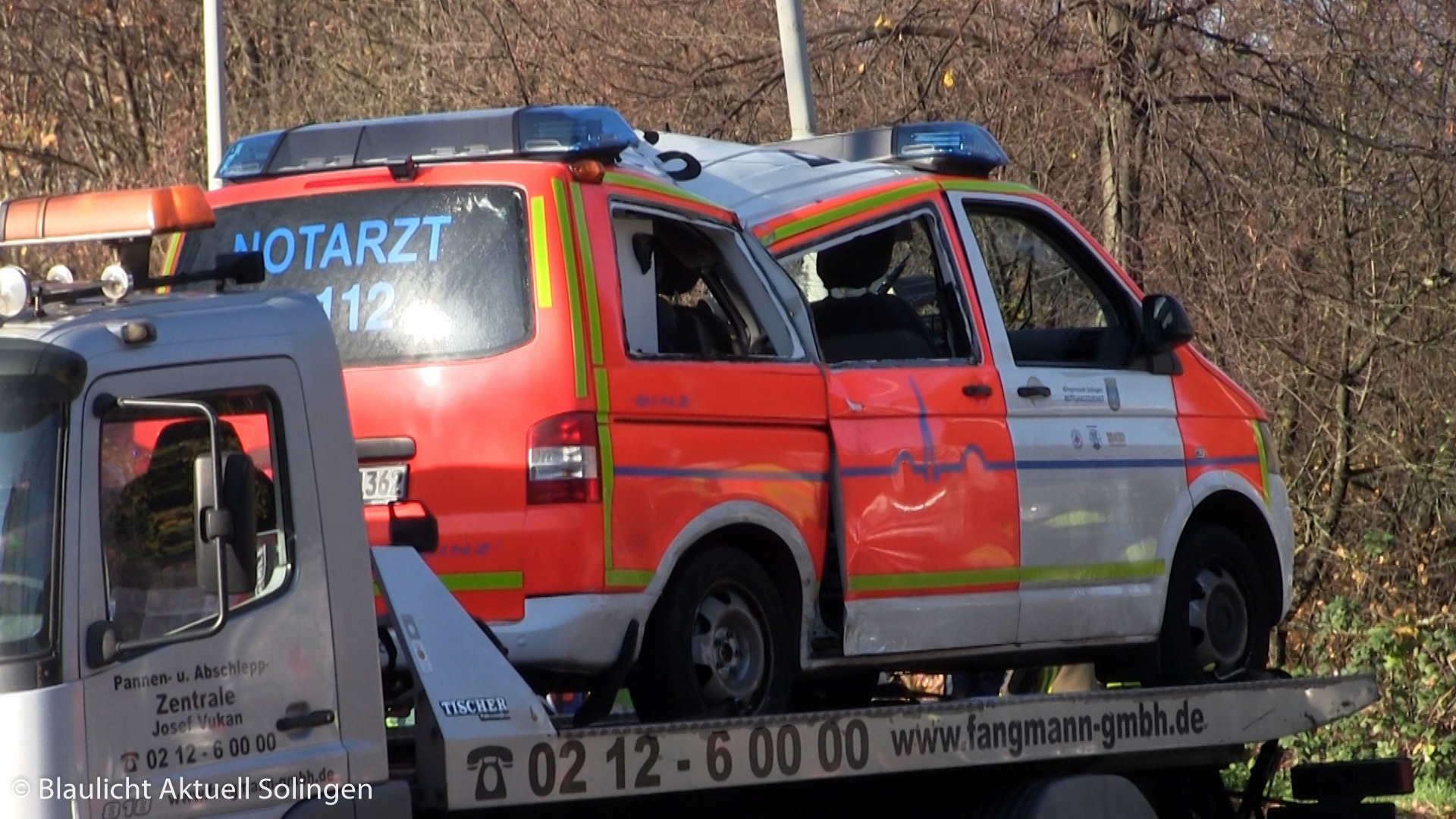 [SG] Schwerer Verkehrsunfall Mit Notarzteinsatzfahrzeug | Blaulicht ...