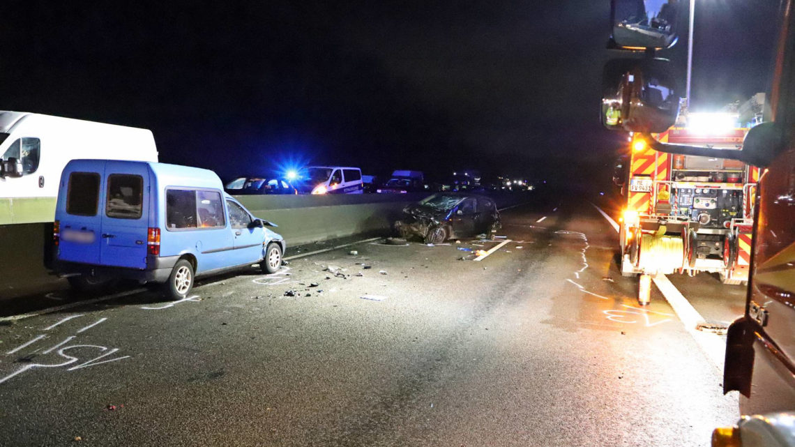 Me Todlicher Verkehrsunfall Auf Der A535 Bei Wuppertal Blaulicht Aktuell Solingen