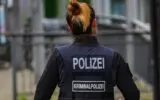 Brutaler Angriff auf 30-jährige Frau in Wuppertal: Opfer mit schweren Kopfverletzungen in Wohnung gefunden – 30-jähriger Syrer soll Opfer geschlagen und gewürgt haben, Tatverdächtiger auf der Flucht